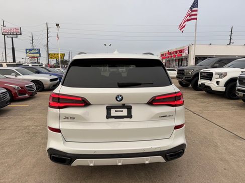 Used 2021 BMW X5 xDrive40i w/ M Sport Package image 10