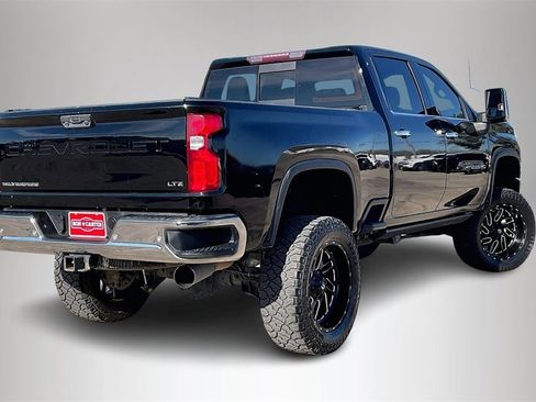 Used 2020 Chevrolet Silverado 2500 LTZ w/ LTZ Plus Package image 5