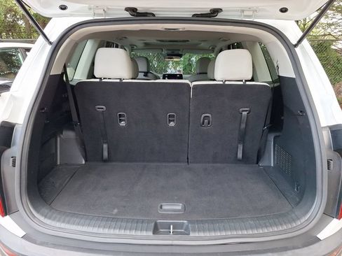 Used 2022 Kia Telluride S AWD/4WD image 30