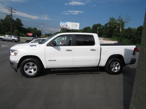 Used 2020 RAM 1500 Big Horn AWD/4WD image 7
