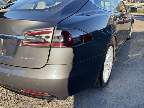 Used 2019 Tesla Model S Long Range image 79
