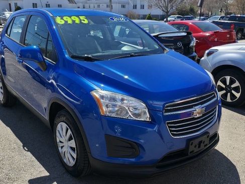 Used 2016 Chevrolet Trax LS FWD image 3