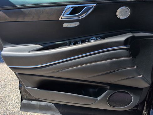 Used 2024 Genesis GV80 2.5T image 13