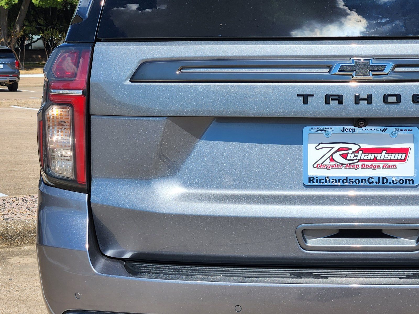 Used 2022 Chevrolet Tahoe Z71 w/ Luxury Package AWD/4WD image 15