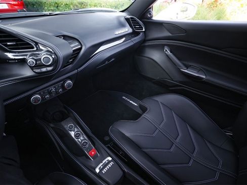 Certified 2017 Ferrari 488 GTB image 33