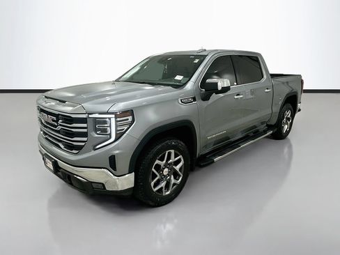 Certified 2024 GMC Sierra 1500 SLT w/ X31 Off-Road Package AWD/4WD image 3