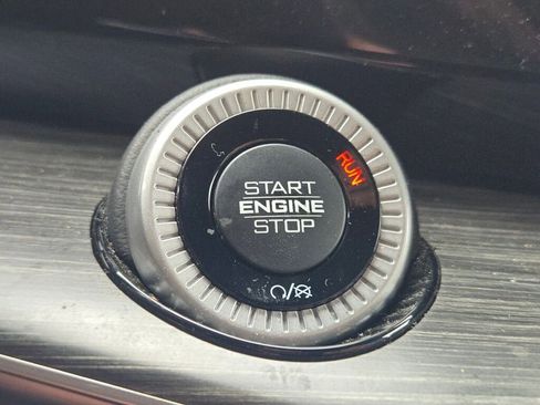 Used 2023 Jeep Wagoneer Series III w/ Preferred Equipment Group image 31