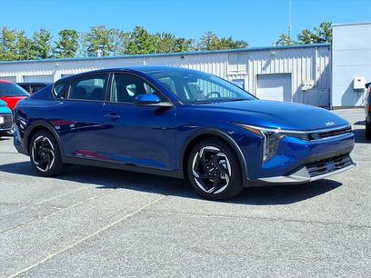 New 2025 Kia K4 EX