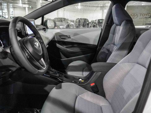 New 2026 Toyota Corolla SE image 33