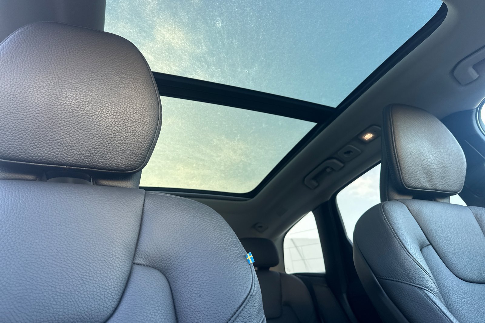 Certified 2024 Volvo XC60 T8 Plus AWD/4WD image 20