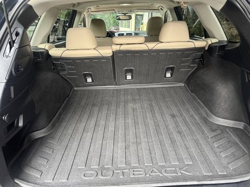 Used 2018 Subaru Outback 2.5i Limited AWD/4WD image 20