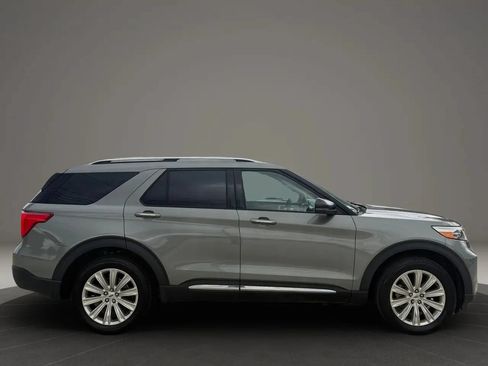 Used 2020 Ford Explorer Limited w/ Class III Trailer Tow Package AWD/4WD image 8