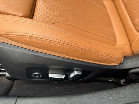 Used 2023 BMW i4 eDrive40 w/ Premium Package image 23