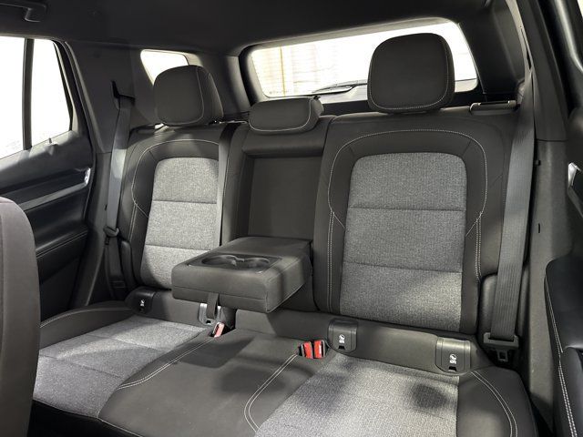 Used 2026 GMC Terrain Elevation AWD/4WD image 13
