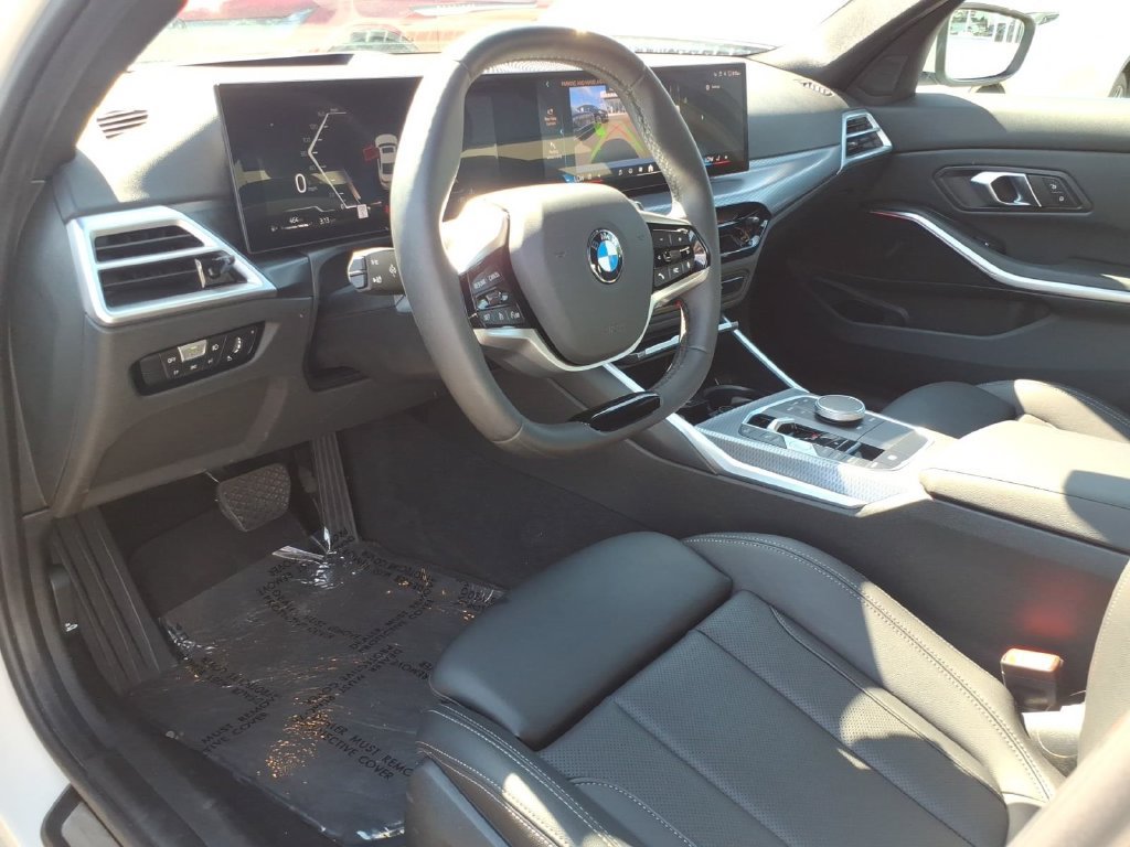 Used 2026 BMW 330i xDrive Sedan w/ Premium Package AWD/4WD image 12