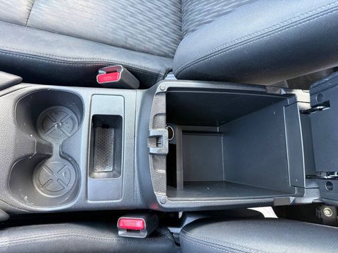 Used 2017 Nissan Rogue S FWD image 18
