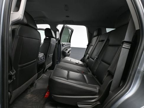 Used 2018 Chevrolet Tahoe LT w/ Skid Plate Package image 43