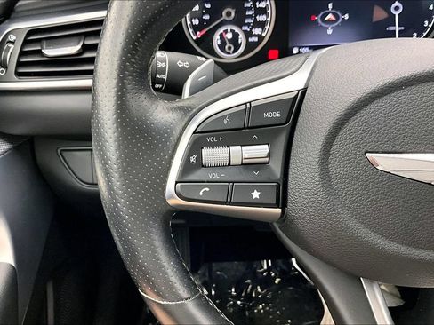 Used 2022 Genesis G70 3.3T AWD/4WD image 18