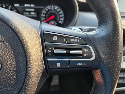 Used 2019 Kia Stinger GT2 AWD/4WD image 21