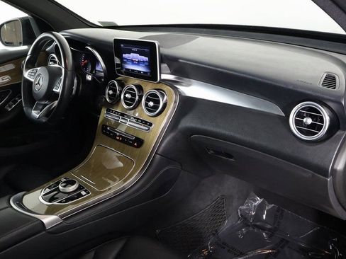Used 2018 Mercedes-Benz GLC 300 image 9