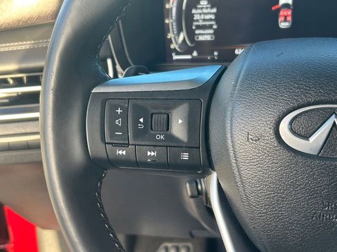 Used 2023 INFINITI QX60 Sensory w/ Cargo Package image 39