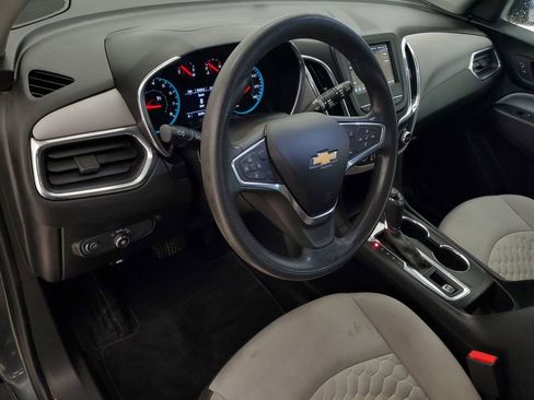 Used 2019 Chevrolet Equinox LS image 8