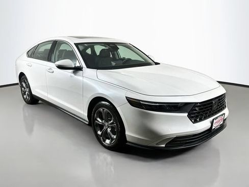 Certified 2024 Honda Accord EX image 16