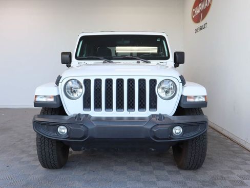 Used 2020 Jeep Gladiator Sport AWD/4WD image 2