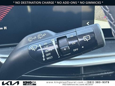 Used 2025 Kia Sorento EX AWD/4WD image 12