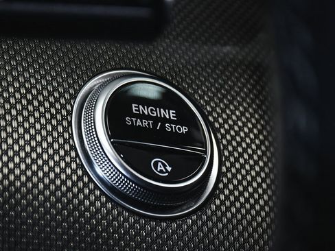 Used 2024 Mercedes-Benz C 43 AMG 4MATIC Sedan image 36