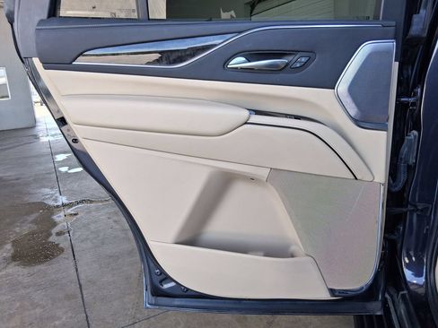 Certified 2023 Cadillac Escalade Premium Luxury w/ Performance Package AWD/4WD image 22