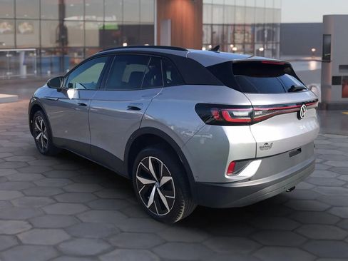 Used 2023 Volkswagen ID.4 Pro S image 9