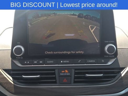 Used 2025 Nissan Altima 2.5 SV FWD image 27