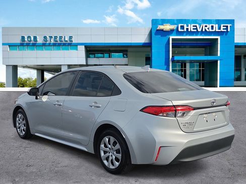 Used 2024 Toyota Corolla LE FWD image 3