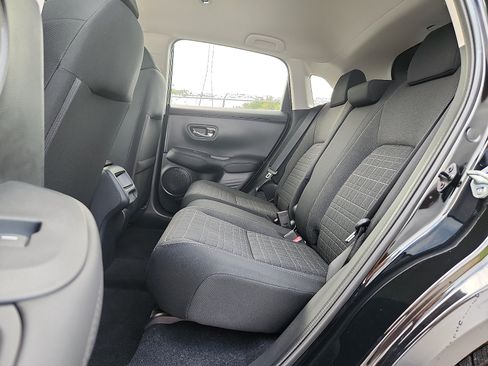 New 2027 Honda HR-V LX image 6