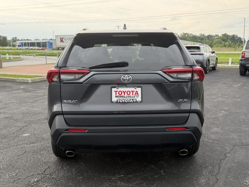 Used 2025 Toyota RAV4 XLE FWD image 8