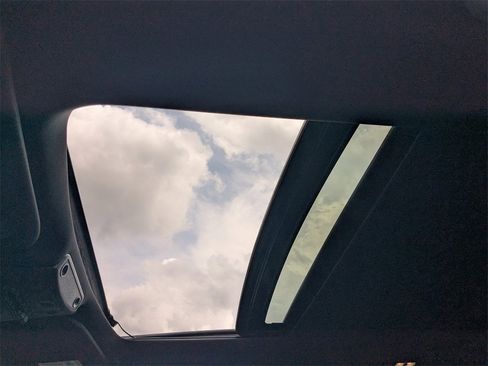 Used 2020 Ford F150 Raptor w/ Equipment Group 802A Luxury image 19