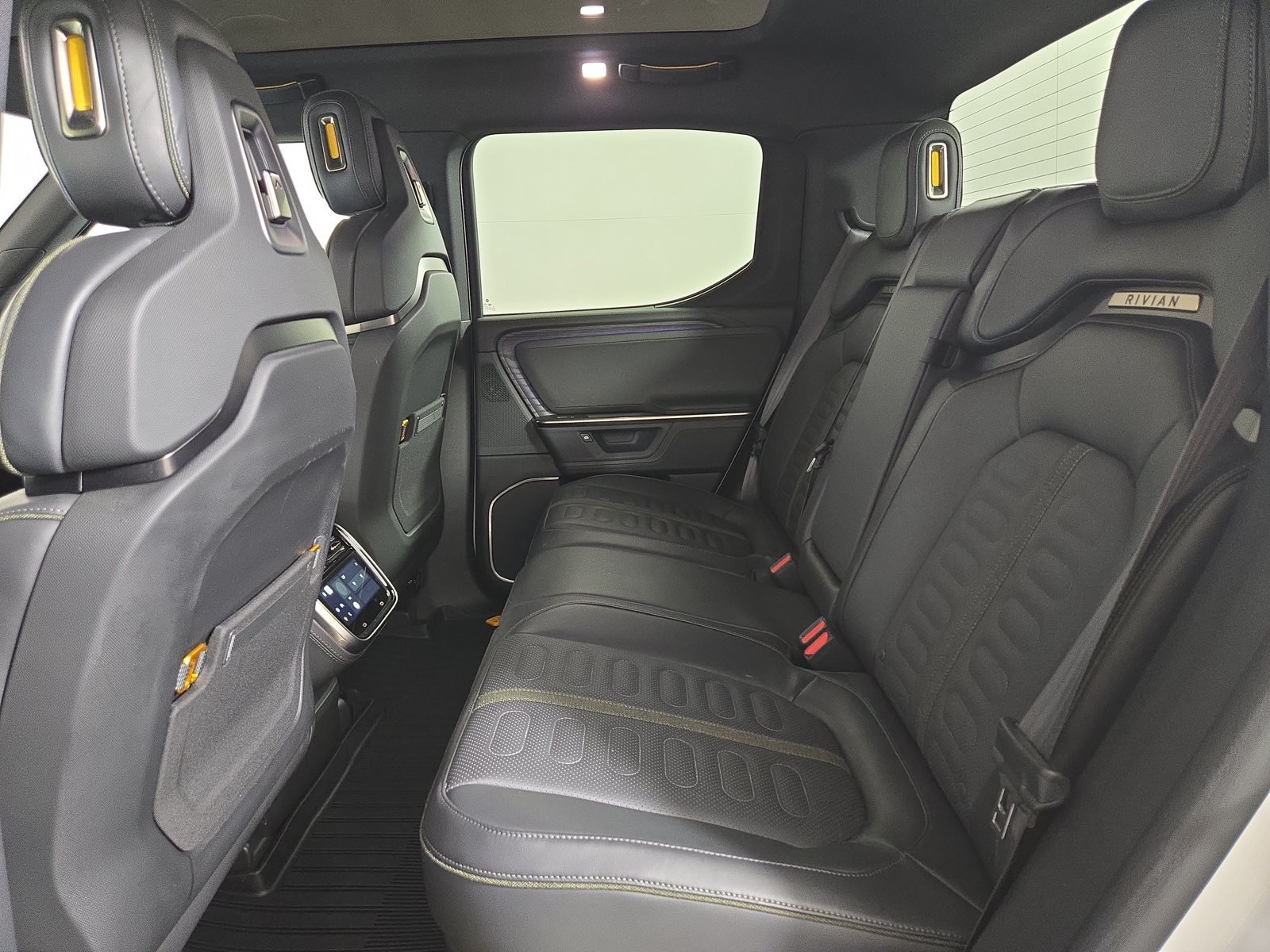 Used 2025 Rivian R1T Adventure Dual AWD/4WD image 21