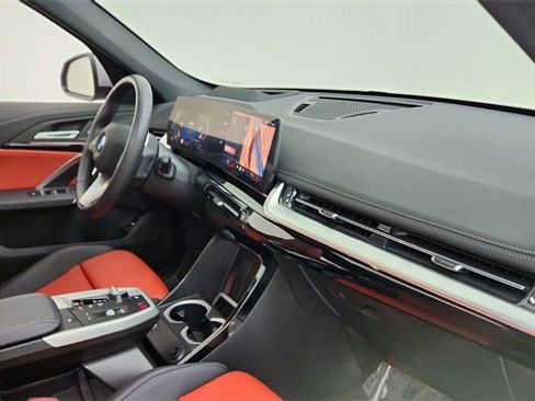 Used 2025 BMW X1 xDrive28i image 20