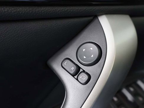 New 2025 Mitsubishi Eclipse Cross SEL image 39