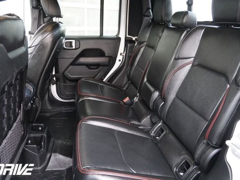 Used 2022 Jeep Gladiator Rubicon w/ Trailer Tow Package image 34