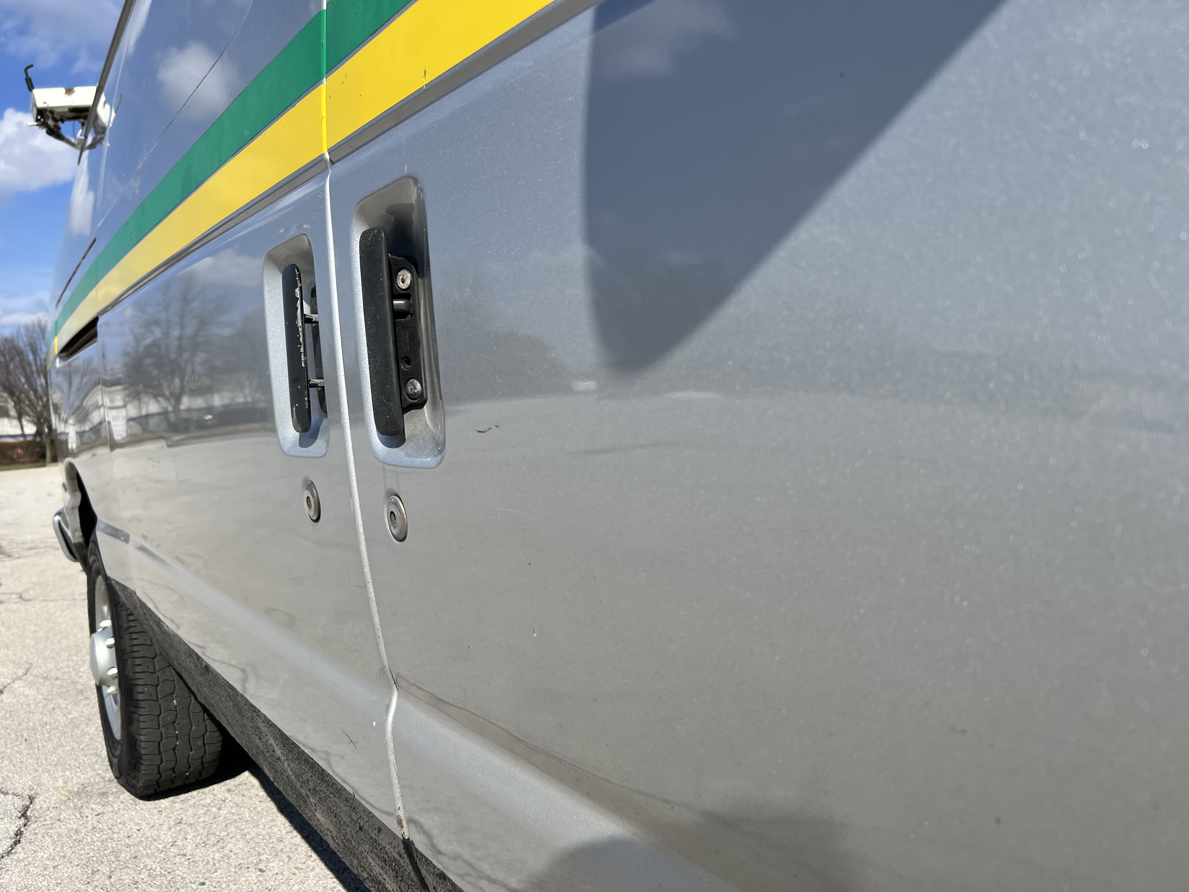 Used 2011 Ford E-250 and Econoline 250 Extended w/ Commercial Cargo Van Pkg RWD image 30