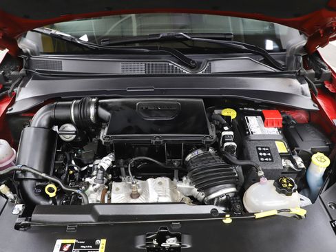 Used 2025 Jeep Compass Trailhawk image 29