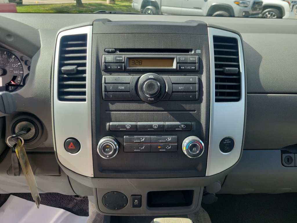Used 2012 Nissan Frontier SV RWD image 26