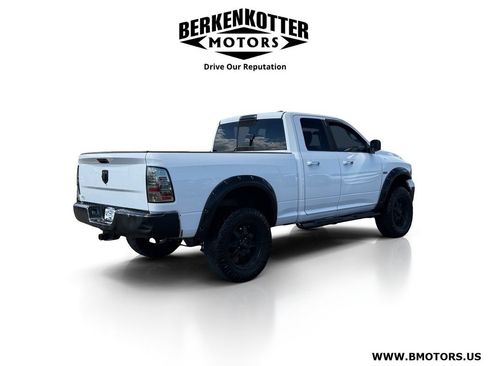 Used 2011 RAM 1500 Classic SLT w/ Protection Group AWD/4WD image 3