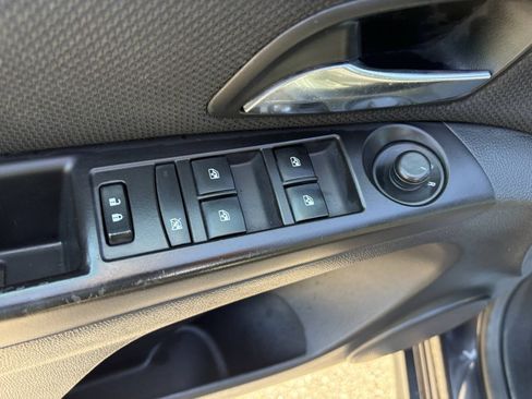 Used 2016 Chevrolet Cruze LT FWD image 24