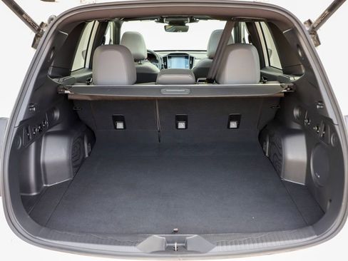 Used 2025 Subaru Forester Limited image 18