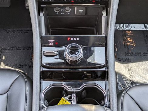 Used 2023 Jeep Grand Cherokee L Limited image 17