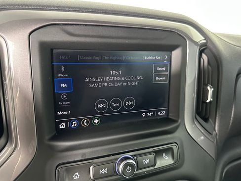 Used 2022 Chevrolet Silverado 1500 Custom image 16