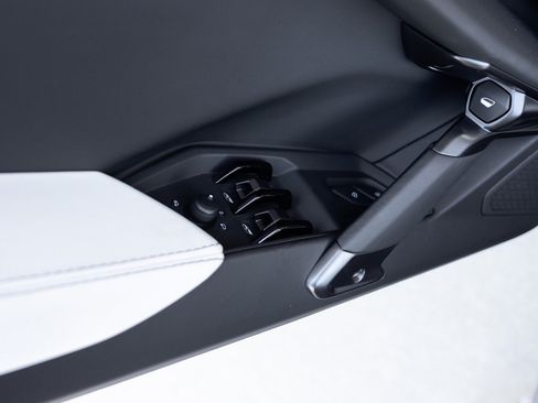 Used 2026 Lamborghini Revuelto AWD/4WD image 57